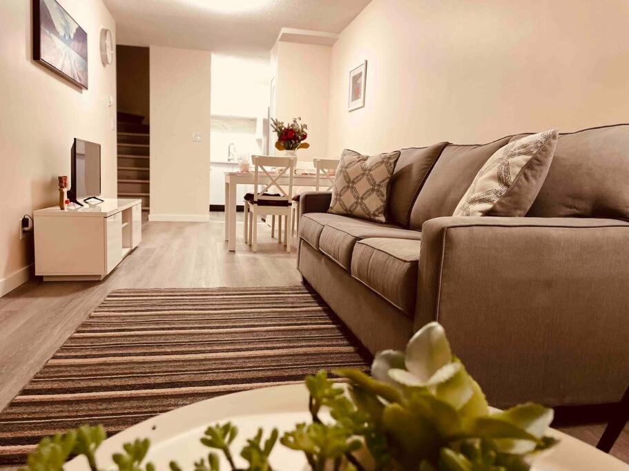 Unit #301 Mountain View 1Br In Canmore Down Town Buitenkant foto