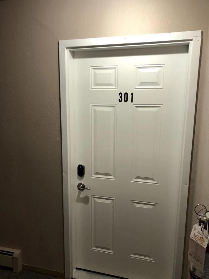 Unit #301 Mountain View 1Br In Canmore Down Town Buitenkant foto